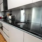 Media City Lowry Apartment 4 Guests 2 Bed