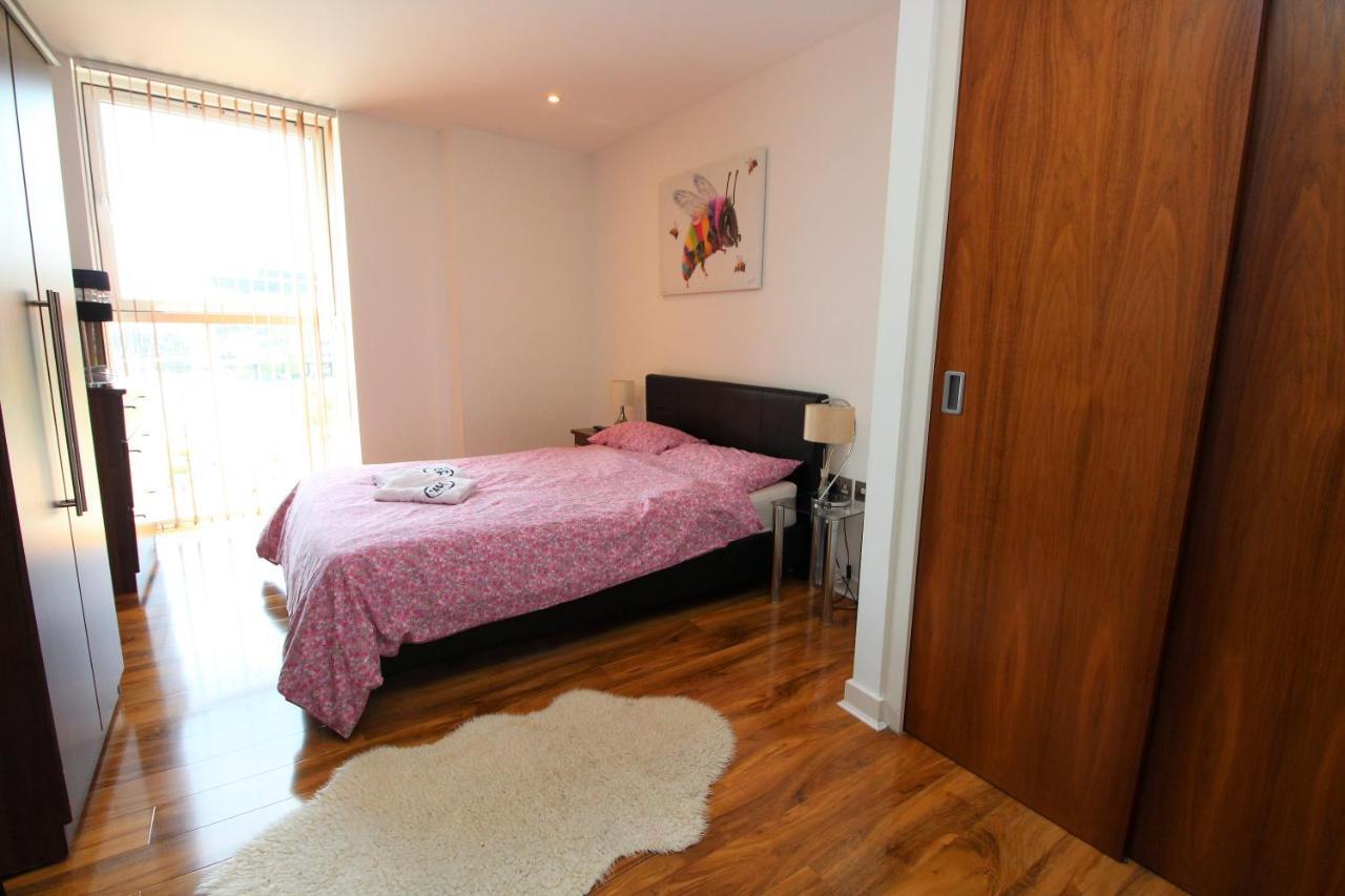 Media City Lowry 4 Guests 2 Bed Apartment