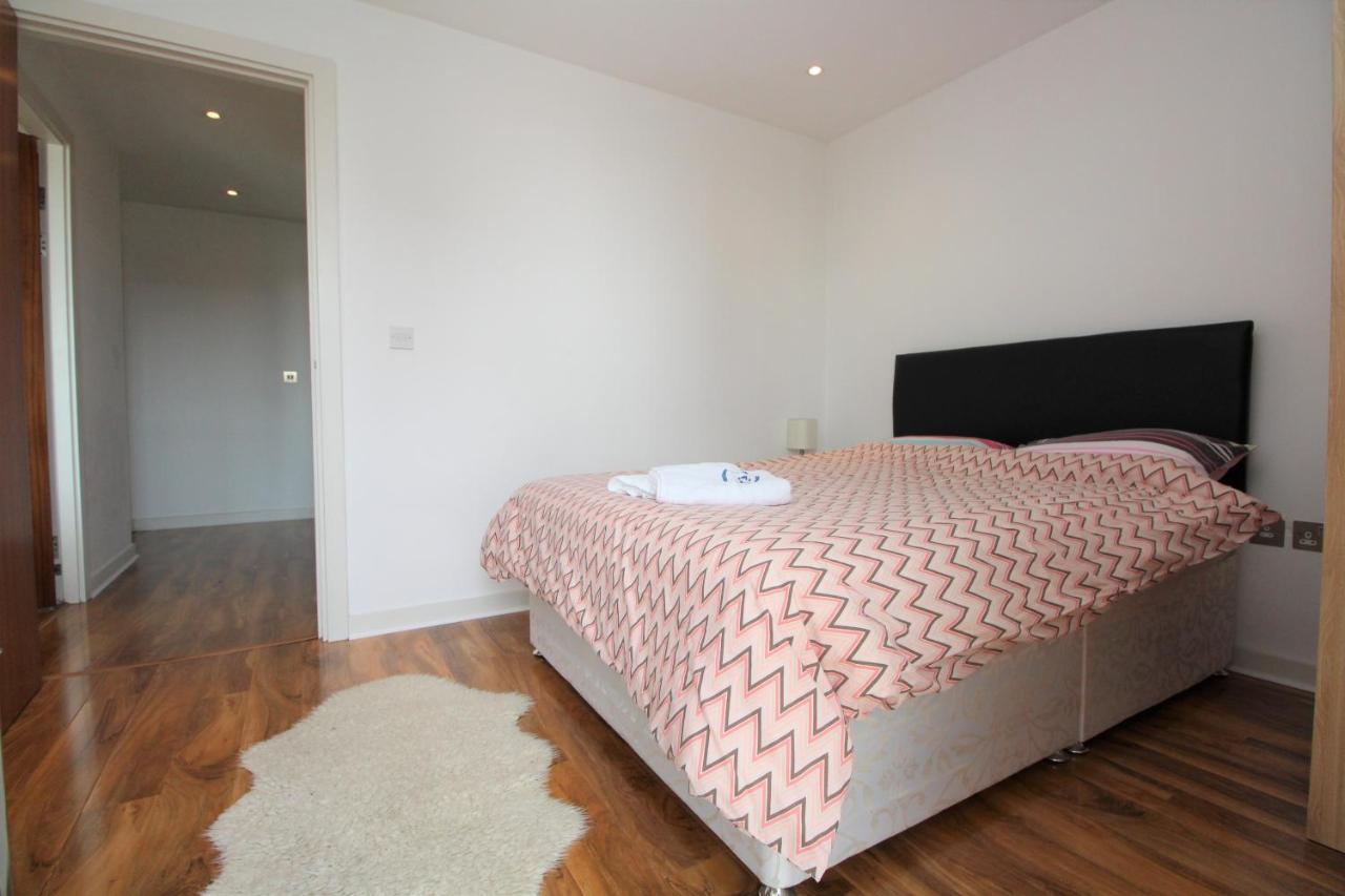 Media City Lowry 4 Guests 2 Bed Apartment *